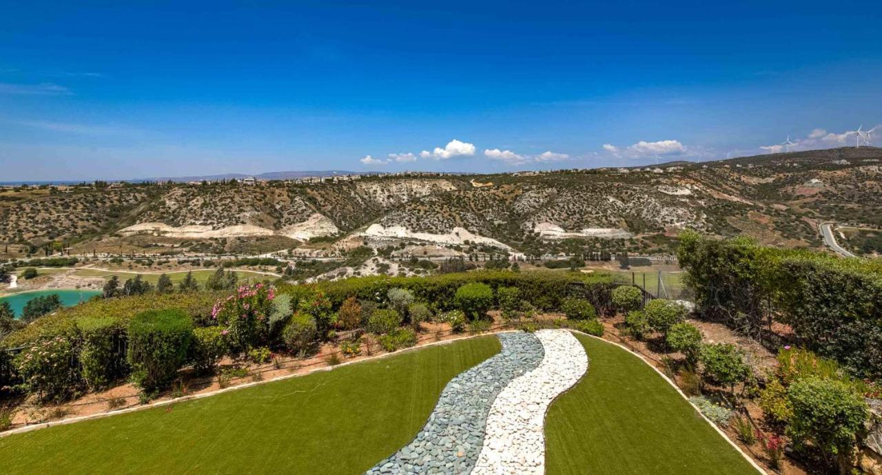 Fantastic Junior Villa Cz02 Salamis With Gorgeous Views, Aphrodite Hills Kouklia Exterior photo