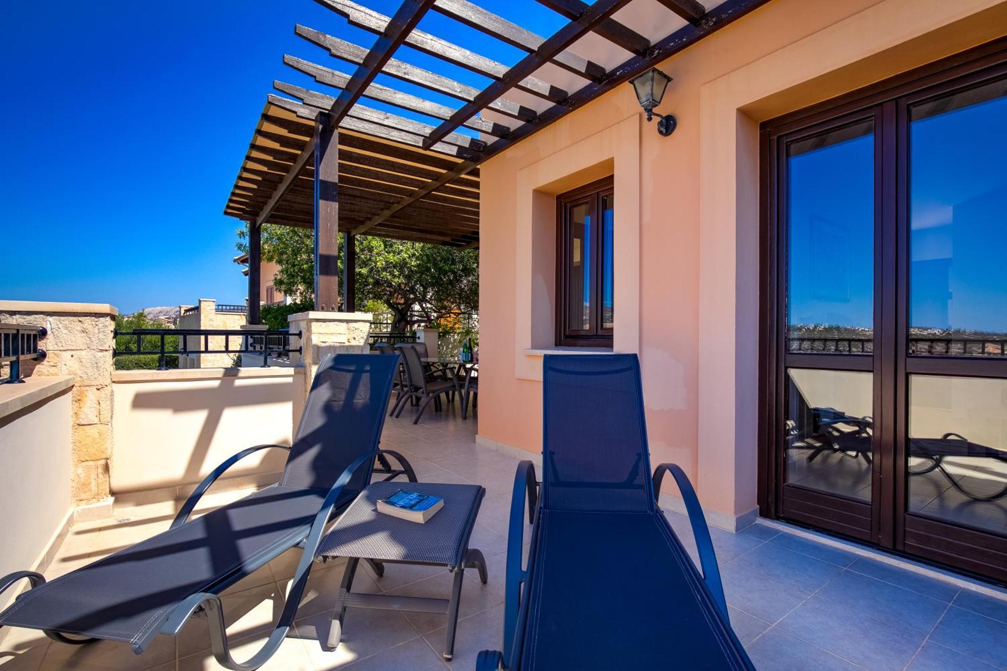 Fantastic Junior Villa Cz02 Salamis With Gorgeous Views, Aphrodite Hills Kouklia Exterior photo